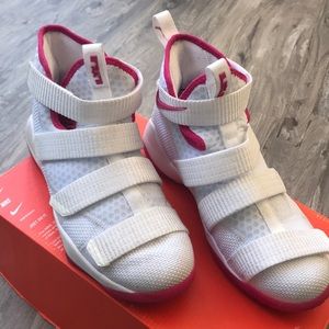 Nike Lebron Soldier XI (gs) youth